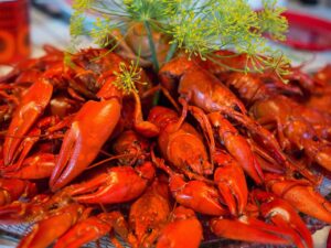 活ガニとかにすき鍋を楽しむ温泉旅館の夕食は私服で行くべき？